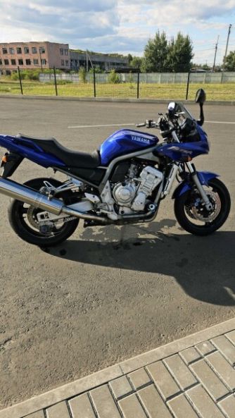 Yamaha FZS, 2002 г.