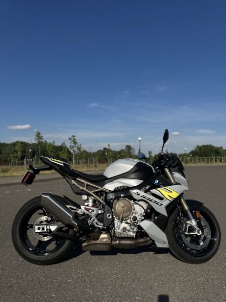 BMW S, 2022 г.