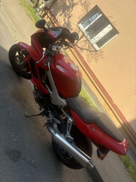 Honda VTR, 1998 г.