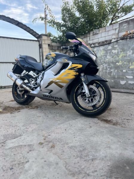 Honda CBR, 1999 г.