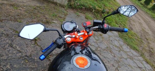Suzuki SV, 2000 г.