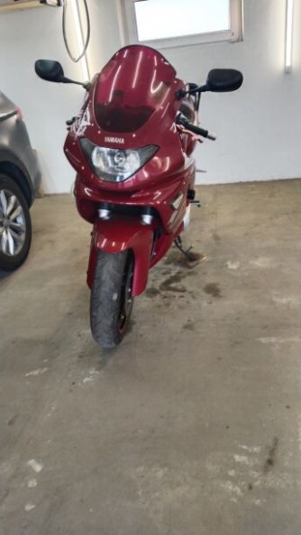 Yamaha YZF, 2000 г.