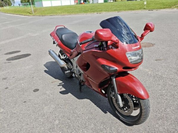 Kawasaki ZZR 2 поколение, 1998 г.