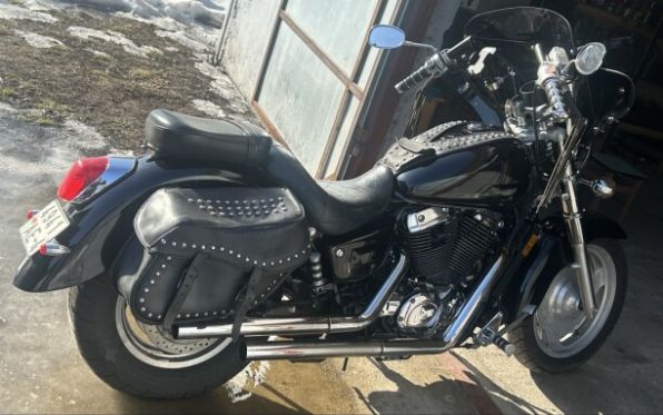 Honda VT 1100, 2000 г.