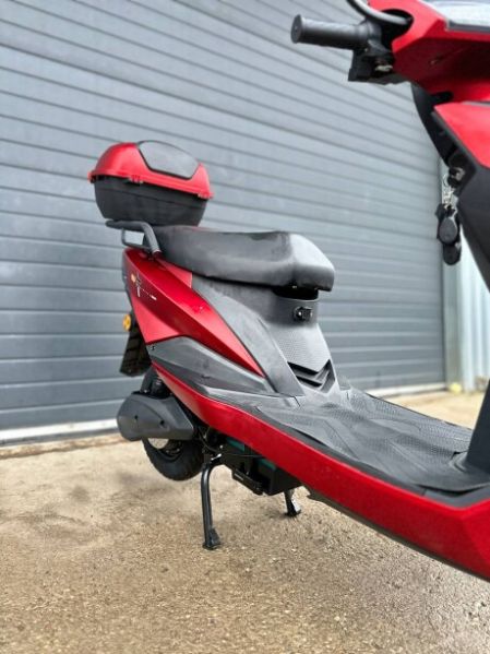 Эксклюзив Редкая модель Volt Storm ZS, 2025 г.
