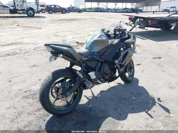  EX 650