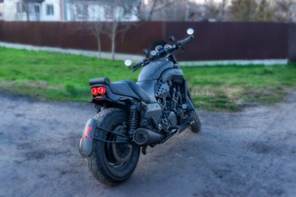 Yamaha V-Max, 2001 г.