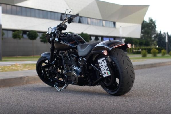 Harley-Davidson CVO Breakout, 2017 г.