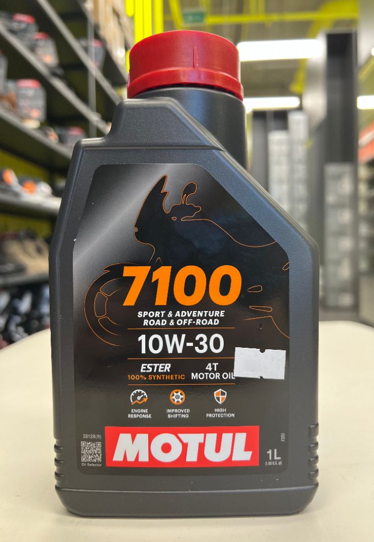 Масло motul 7100 10w30 4t моторное,100% синтетическое для четырехтактных двигателей мотоциклов, 1 литр 113199