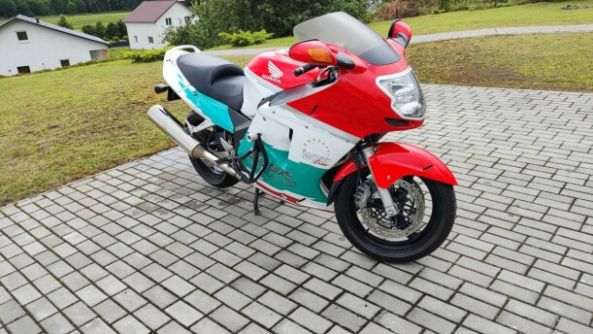 Honda CBR 1100XX, 1998 г.
