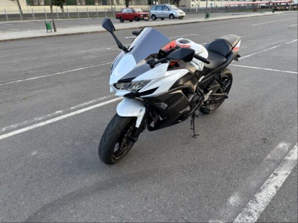  EX 650