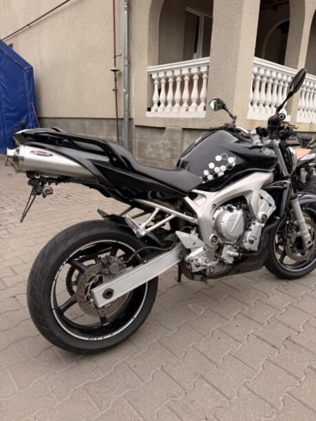 Yamaha FZ, 2004 г.