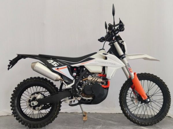 Regulmoto Crosstrec 350, 2026 г.