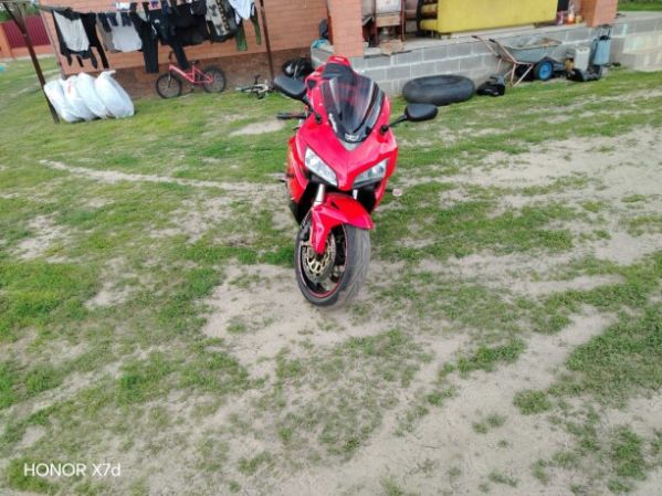 Honda CBR 1, 2005 г.