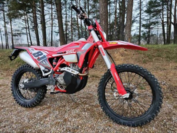 Regulmoto Holeshot Red Edition (4 valves), 2024 г.