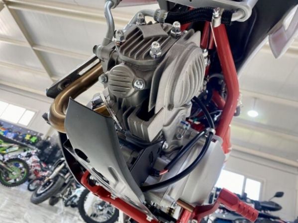 ROCKOT HI-TECH 140 Forsage 2.0, 2025 г.