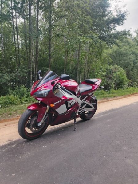Yamaha YZF, 2001 г.