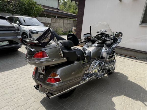 Honda Gold Wing, 2001 г.