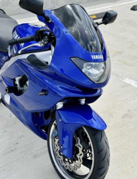 Yamaha YZF, 2001 г.