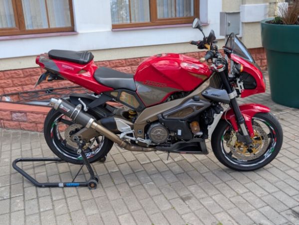 Aprilia Tuono, 2003 г.