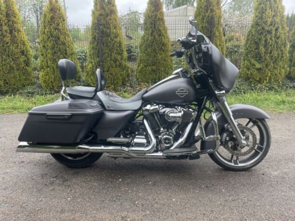 Harley-Davidson Street Glide FLHXS, 2017 г.