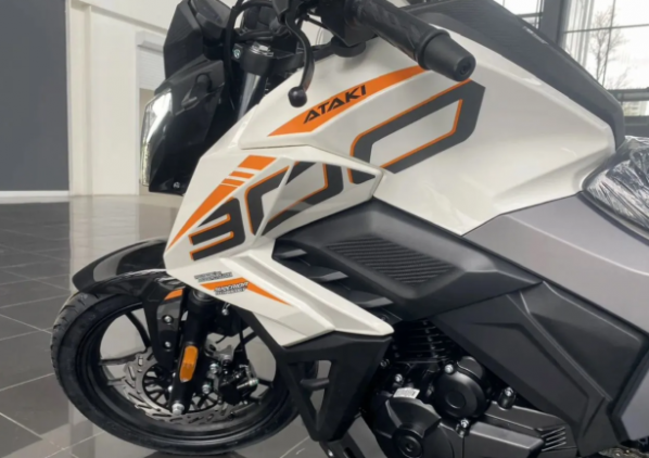 Ataki BATLLO 4T PR300 Pro, 2026 г.