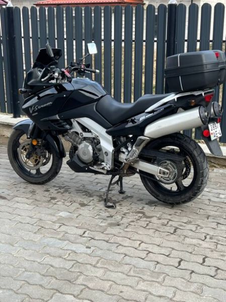 Suzuki V-Strom Первое поколение, 2002 г.