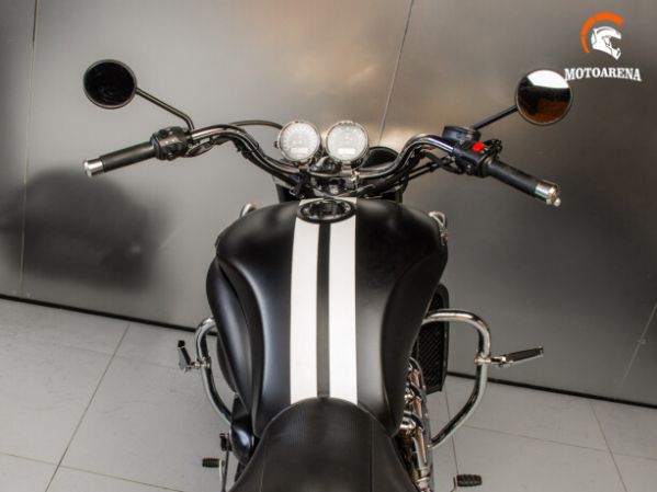 Triumph Rocket III Roadster, 2013 г.