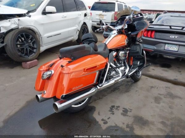 Harley-Davidson CVO FLTRKSE, 2022 г.