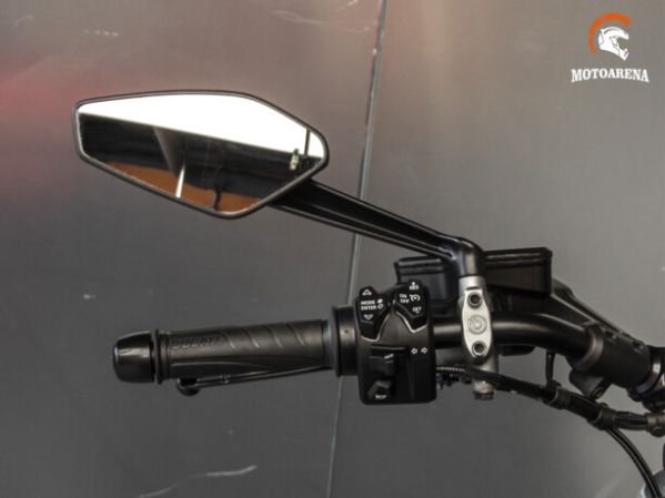 Ducati Diavel V4, 2023 г.