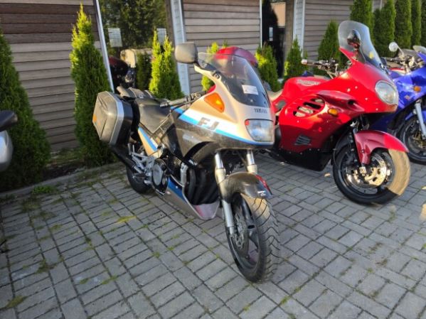 Yamaha FJ, 1991 г.