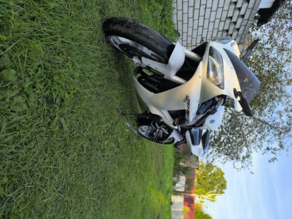 Yamaha YZF, 2002 г.