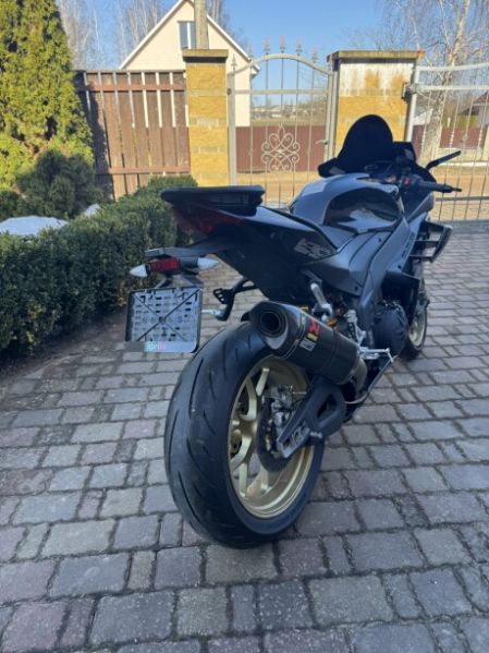Aprilia RSV4 Factory Ultra Dark, 2022 г.