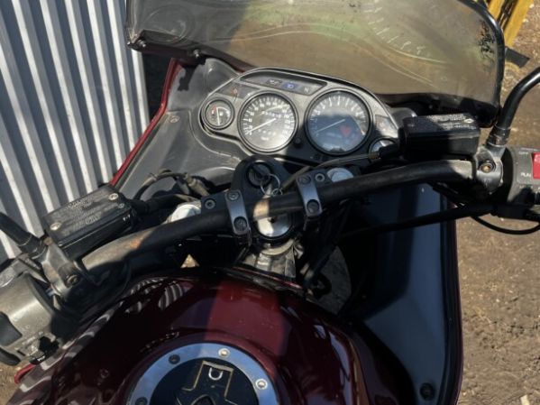Kawasaki GPZ Спорт -турист, 1996 г.