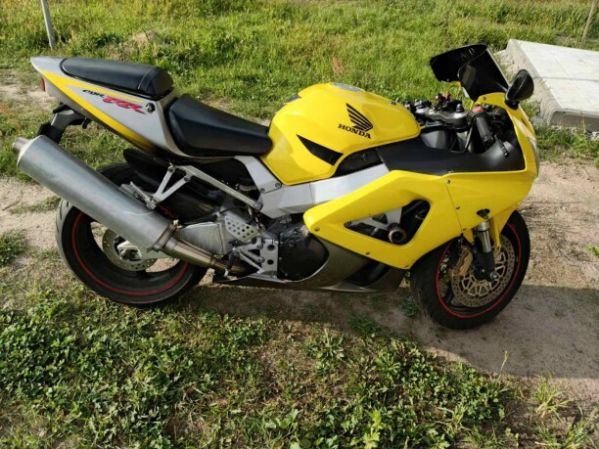 Honda CBR 929RR, 2000 г.