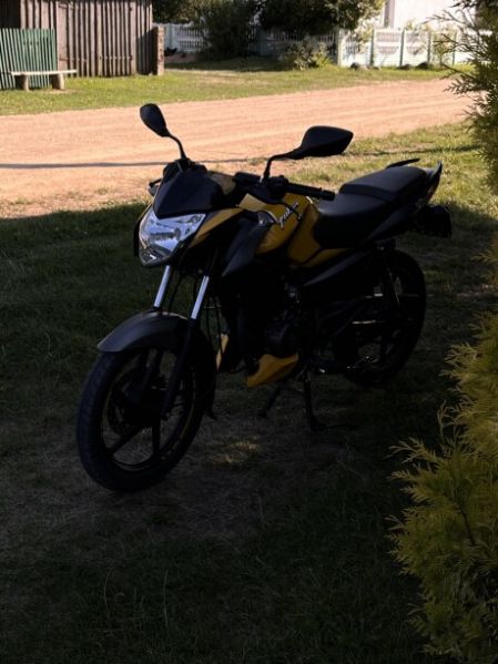 BAJAJ Pulsar, 2020 г.