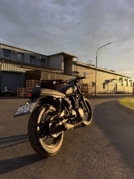 Triumph Bonneville 790, 2005 г.