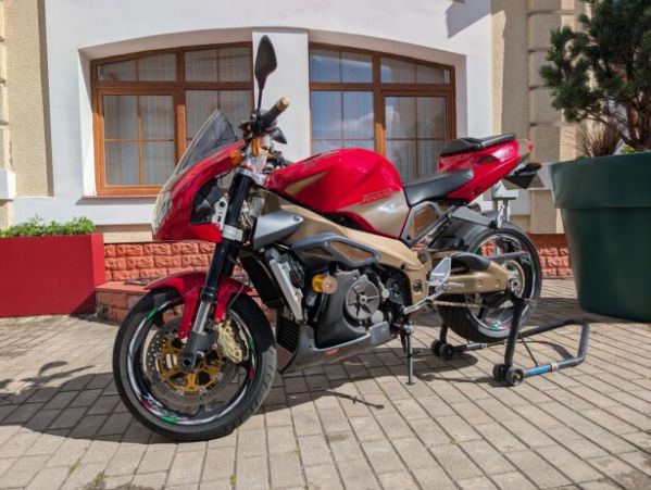 Aprilia Tuono, 2003 г.