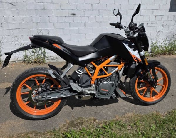 KTM 390, 2015 г.
