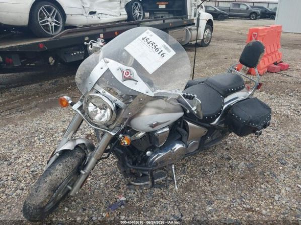  Vulcan 900