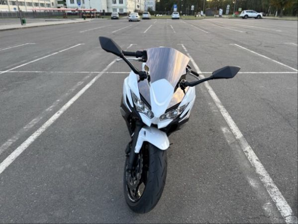  EX 650