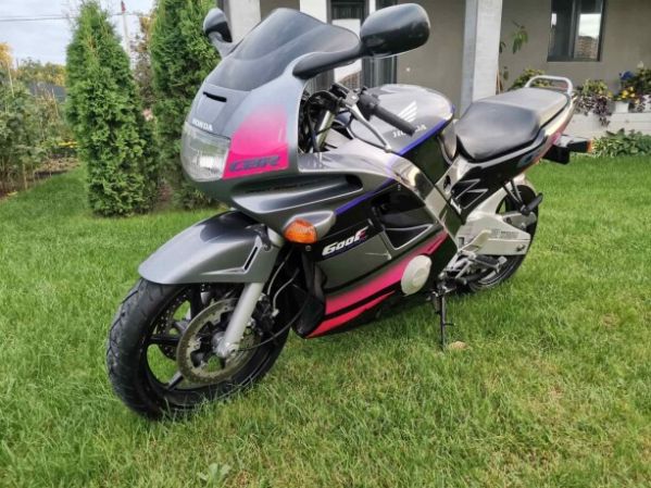 Honda CBR f2, 1992 г.