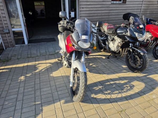 Suzuki XF, 2000 г.
