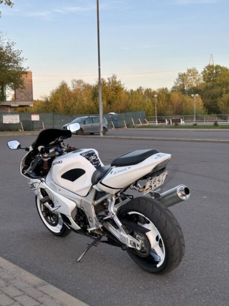 Suzuki GSX-R, 2002 г.