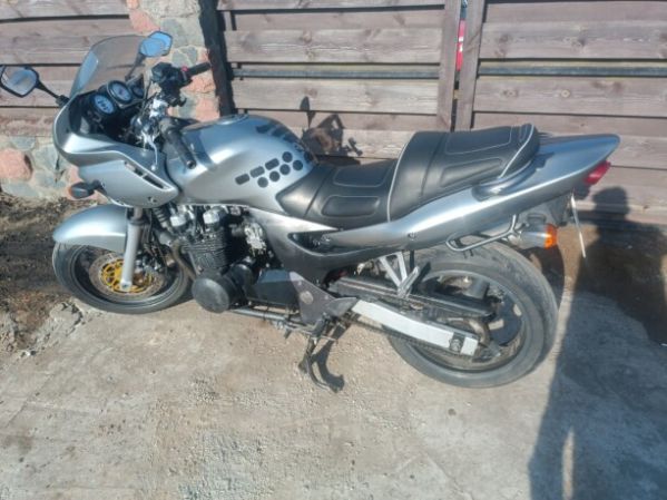 Kawasaki ZR 750F, 2001 г.