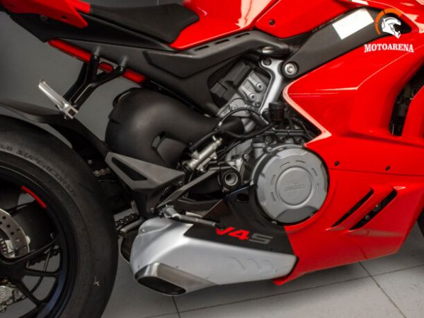 Ducati Panigale V4S, 2023 г.