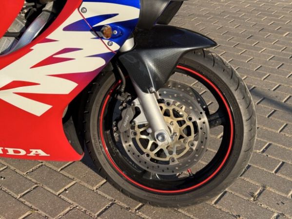 Honda CBR, 2000 г.