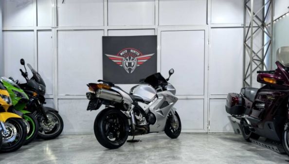 Honda VFR 800 Vtec., 2003 г.