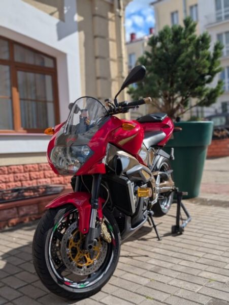 Aprilia Tuono, 2003 г.