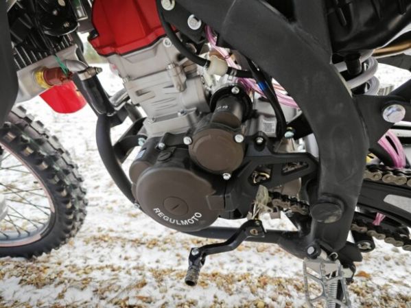 Regulmoto CR-Z 300, 2026 г.